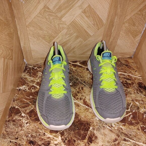 Nike women's Flex Run running shoes gray size 8.5. A198 - Picture 10 of 14